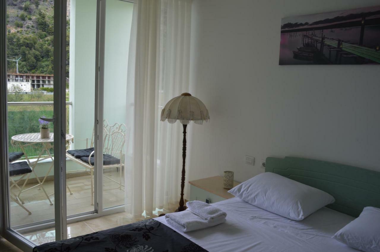 Blini Seaside Apartment Shengjin Bagian luar foto
